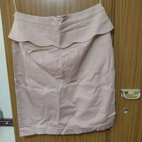 Oasis Light Pink Skirt Size 10 Oasis Light Pink Skirt Size 10 worn a few times and has a few very sm