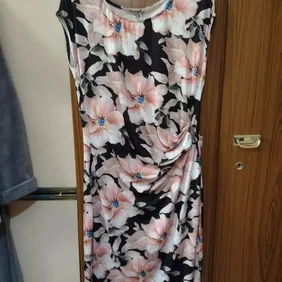 Anna Field Dress Size L Nwt. Lovely slinky soft material dress with side buckle which makes it sligh