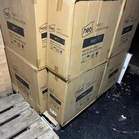 Brand new white 2000w 2 heat setting fan heaters with 2 heat settings and safety switch.