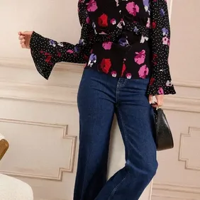 New Love&Roses Floral Blouse UK 12 EU40 - NWT, Perfect for Spring!Discover the charm of spring with 