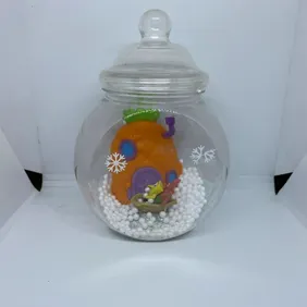 Spongebob Squarepants snow globe figure toy Christmas present