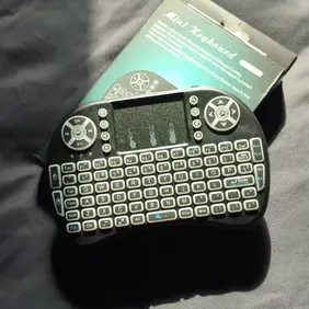 Ultra-Compact Wireless Keyboard - Your Ultimate Console & TV Box Companion