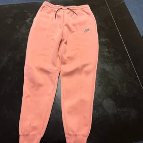 Nike Women's Smokey Pink Joggers Size XL