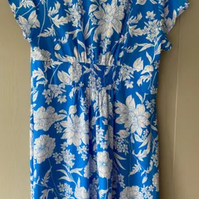 Joe Browns dress, size 20, lovely blue colour, stretch at back. Short sleeves