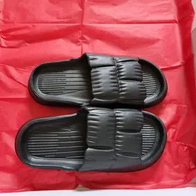 Black sliders ideal for holidays buy one get another free in pink or cream all size 5/6
