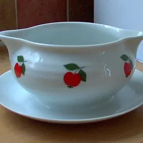 Seltmann Weiden 'Red Cherries' GRAVY BOAT, retro, vintage, shabby chic