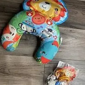 Baby Tummy Time Pillow with 3 attachable toys