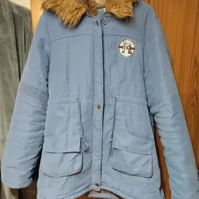 fur Lined Hooded coat size 14-16 fur Hooded and fur Lined Parka coat not sure where it's from the co