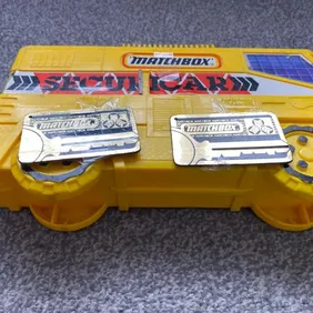 Matchbox Securicar Plastic Carry Case (1984) with Key Card - Vintage.