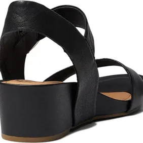 Elevate Your Style with Sofft Vaya Black Heels