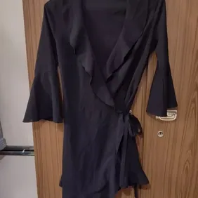 Black Ruffle Tie Waist Dress Size 6 worn a few times but still great condition ruffle top and bottom