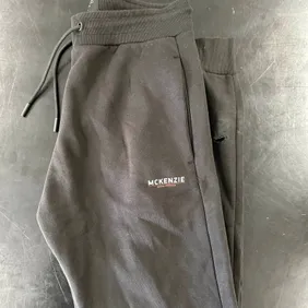 McKenzie Joggers size XL