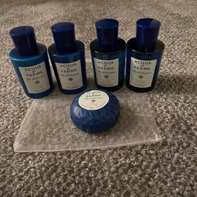 Acqua Di Parma Travel Essentials Set - 75ml Shampoo, Conditioner, Lotion, Gel & SoapLuxuriate on-the