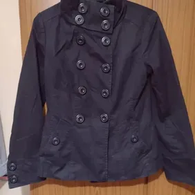 New Look Jacket Size 8 Worn once nice thick material slightly fitted blazer style big buttons and on