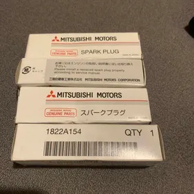 Mitsubishi Outlander PHEV spark plug set 4