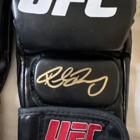 Ronda Rousey Signed UFC Glove.With C of A