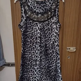 leopard print dress size 12 AX paris nice leopard print dress only worn once as dont really suit me 