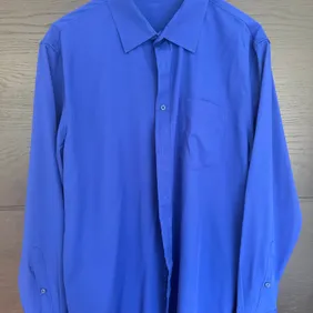 Men’s Royal Blue Dress Shirt (Size L) – Polyester/Spandex Blend Royal blue men’s dress shirt in a c