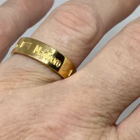 New women’s luxury designer Marlboro ring