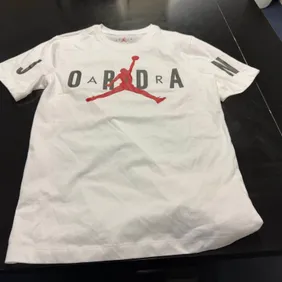 Nike Air Jordan White T-Shirt Size S