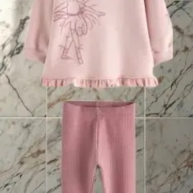 A pretty pink sweater/jumper and leggings set from NEXT for toddler baby girls aged 12-18 months. A 