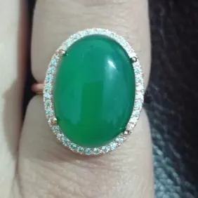 Stunning Emerald gemstone rose gold adjustable size 