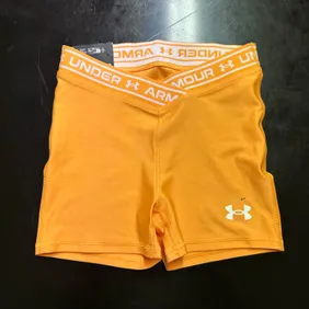 Under Armour sports shorts size S