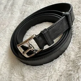 Add Elegance to Every Outfit with Our Black & Silver Belt!