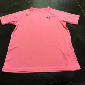 Fluorescent Pink Under Armour Childs T-Shirt Size  L 