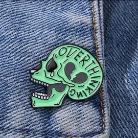 Pin Badge 009 - Overthinking Skull