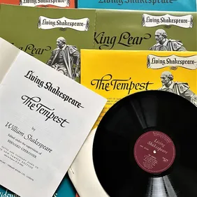 Living Shakespeare Odhams 1961 Vinyl; Henry V + 4 other Plays 