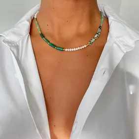 Elegance Redefined: Freshwater Pearl & Green Stone Necklace