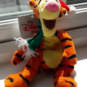 SANTA TIGGER 9", Plush/Beanie, Tagged, DISNEY