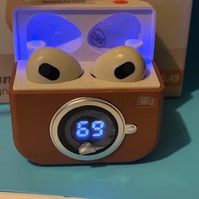 Q86 wireless earbuds retro design with a nifty charging case available to buy in bundles of 12 for c