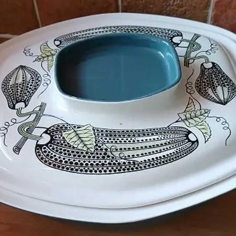 Poole Marrows Vegetable Dish Tureen Retro Vintage 10782 Jog It On poole-marrows-vegetable-dish-tureen-retro-vintage-10782-jog-it-on