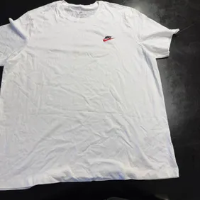 Nike Men's White The Nike Tee Size XXL