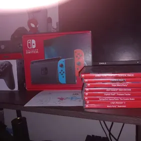 Nintendo switch  2023  with games and additional controller Like new we used a buch of times 