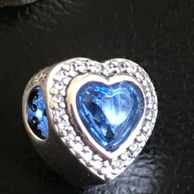 Stunning 925 Silver Blue Titanic heart Charm comes in a cute velvet pouch for Pandora bracelet