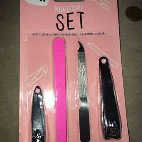 Ultra-Durable 6pc Manicure Set: Your Perfect Grooming Ally