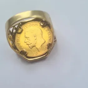 Fill gold sovereign coin 10 available at £430 each year you receive may vary as 10 available. Ring m