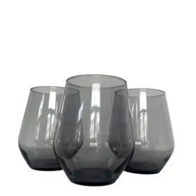 Set of 3x drinking glasses in very good condition (minor imperfections). 