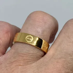 Women's gold colour band Cartier Love ring top fashion designer luxury