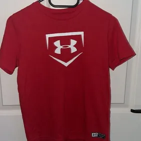 Boys under armour t shirt 