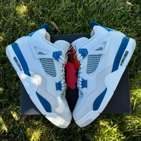 Fly High in Retro Style – Jordan 4 Military Blue