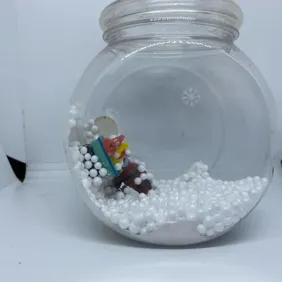 Spongebob Squarepants snow globe figure toy Christmas present