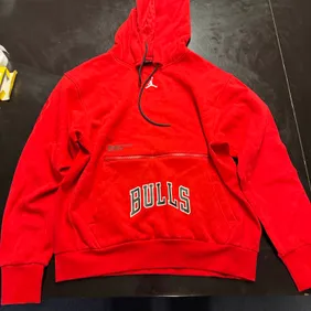 NBA Chicago Bulls Hoodie Size M in Red