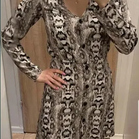 H&M dress worn once size 10-12 uk