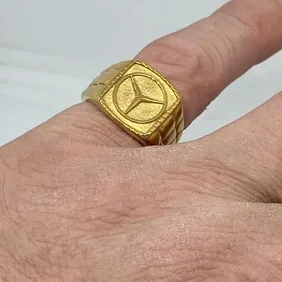 Mens quality designer fashion ring elegant luxury stylish gold Mercedes