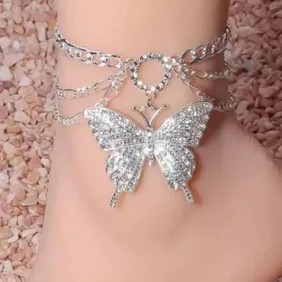 Butterfly fashion anklet with sparkly diamante silver made from stainless steel this anklet will loo