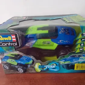 Conquer Land & Water with Revell Nepturn RC!